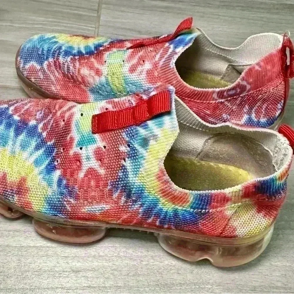 Fashion Kids Red & Blue Tie Dye Gummy Sole Mesh Sneakers Size 1